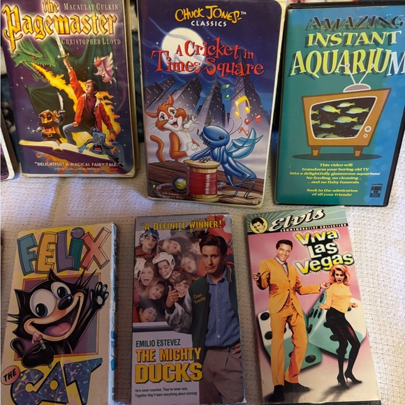 VHS bundle - Picture 2 of 5